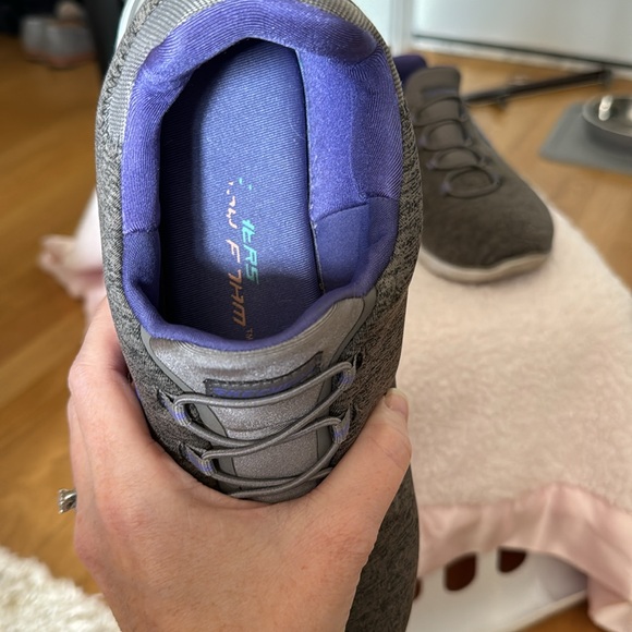 Skechers purple memory foam sneakers, size 9 - Picture 2 of 4